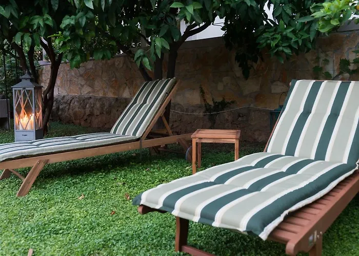 Couette-café Garden 3*